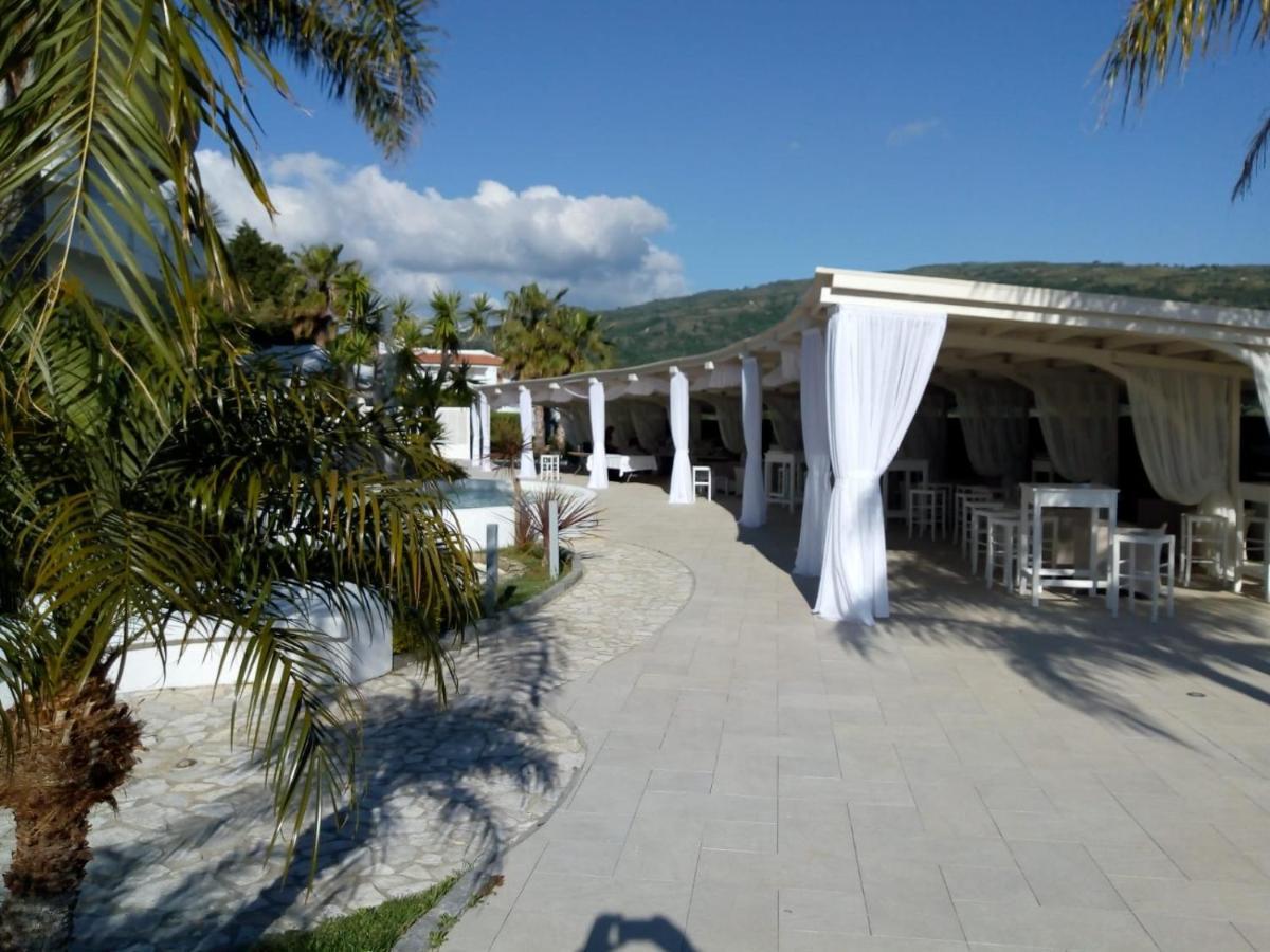 Sunshine Club Hotel Centro Benessere Ricadi Extérieur photo